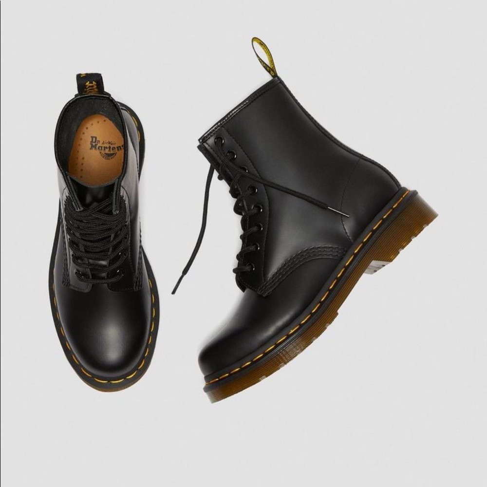 Dr Martens Originals 1460 Black Smooth Leather